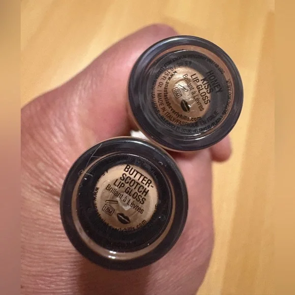 Anastasia Beverly Hills Lip Gloss HONEY KISS
BUTTERSCOTCH Brand New Never Used. - Picture 10 of 12